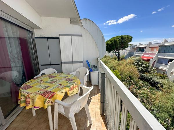 Studio cabine dans résidence avec piscine