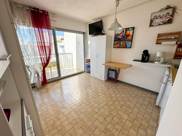 Studio cabine dans résidence avec piscine