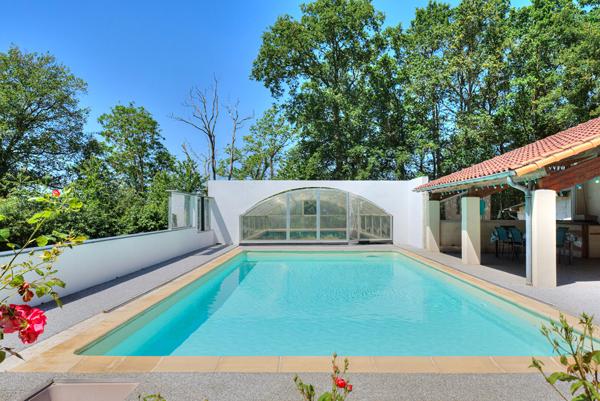 Maison d'architecte de 1984 - 180 m² - Propriété boisée aux portes de VIHIERS (49310)