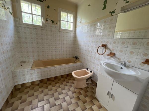 Maison à vendre à Saint-Jouan-de-l'Isle dans les Côtes-d'Armor (22350), ref : 22044-3831