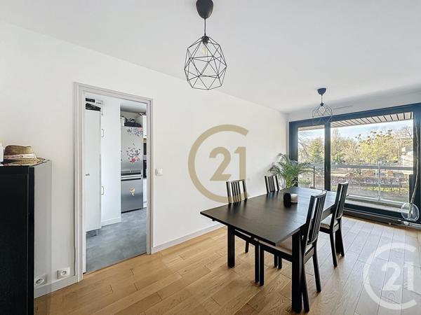Appartement F5 à vendre  5 pièces - 133,47 m2 ROCQUENCOURT - 78