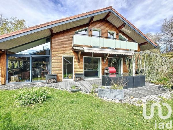 Maison 5 pièces de 140 m² à Saint-Paul-en-Chablais (74500)
