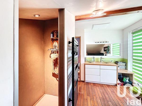 Maison 5 pièces de 140 m² à Saint-Paul-en-Chablais (74500)