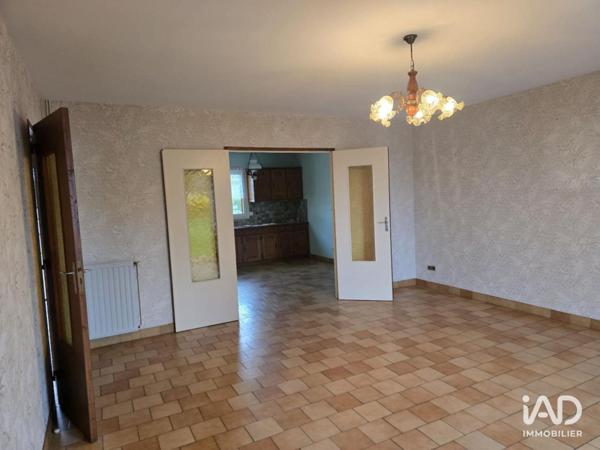 Maison à vendre 5 pièces 88 m² Lussac-les-Châteaux