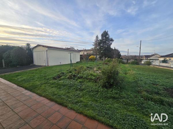 Maison à vendre 5 pièces 88 m² Lussac-les-Châteaux