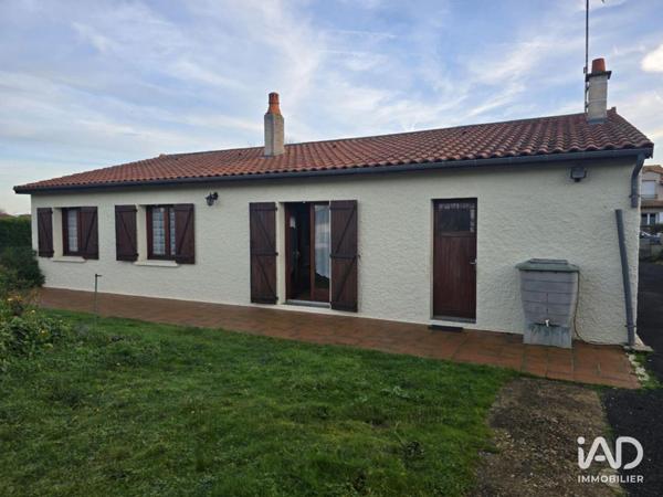 Maison à vendre 5 pièces 88 m² Lussac-les-Châteaux