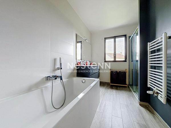 ISSY LES MOULINEAUX - À vendre magnifique maison contemporaine 7 pièces avec jardin