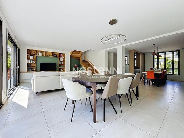 ISSY LES MOULINEAUX - À vendre magnifique maison contemporaine 7 pièces avec jardin