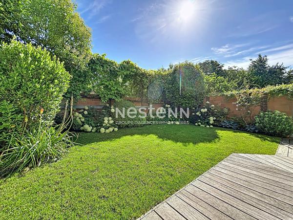 ISSY LES MOULINEAUX - À vendre magnifique maison contemporaine 7 pièces avec jardin