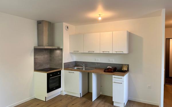 Appartement à louer    2 pièces • 42,68 m2 Neuilly-Plaisance