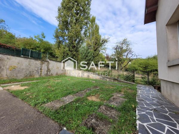 Maison individuelle en RDC surélevé