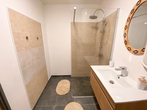 A louer Appartement 2 pièces 49 m² sur BELLE PIERRE (974)