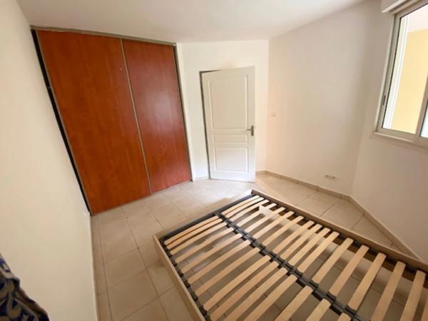 A louer Appartement 2 pièces 49 m² sur BELLE PIERRE (974)