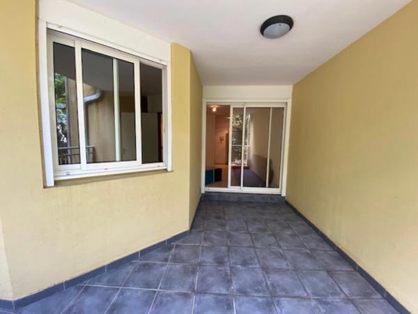 A louer Appartement 2 pièces 49 m² sur BELLE PIERRE (974)