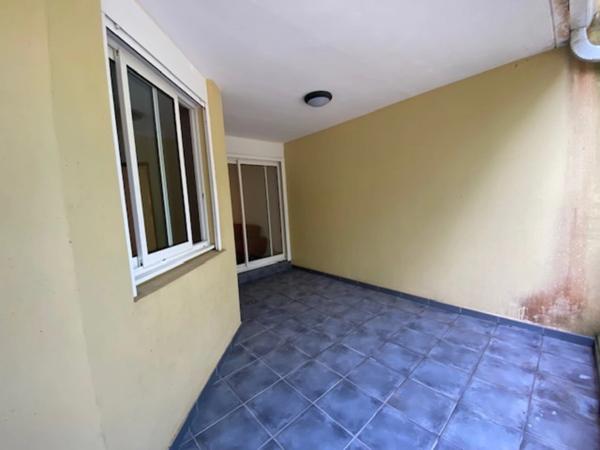 A louer Appartement 2 pièces 49 m² sur BELLE PIERRE (974)