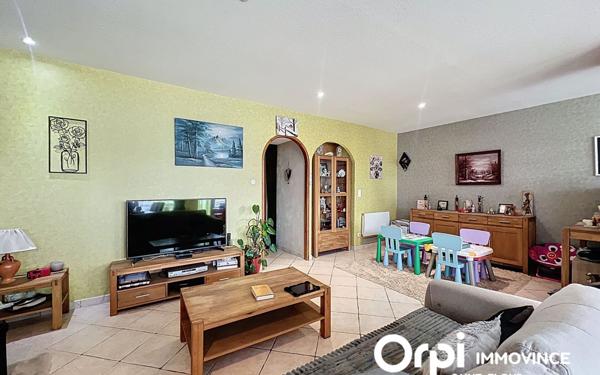 Appartement à vendre    3 pièces • 97 m2 Ruynes-en-Margeride