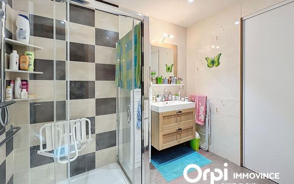 Appartement à vendre    3 pièces • 97 m2 Ruynes-en-Margeride