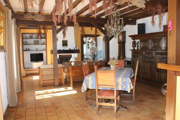 Maison d'architecte de 204m2 à rafraîchir