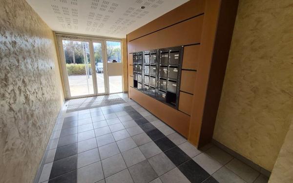 Appartement à vendre    1 pièce • 25,46 m2 Avignon