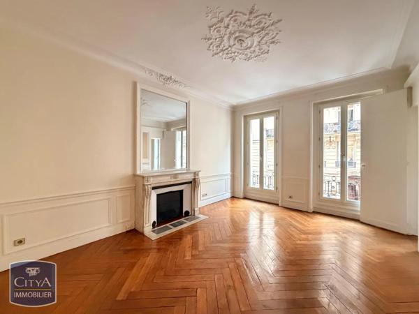 Appartement à louer 6 pièces 140.01m²
