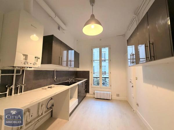 Appartement à louer 6 pièces 140.01m²