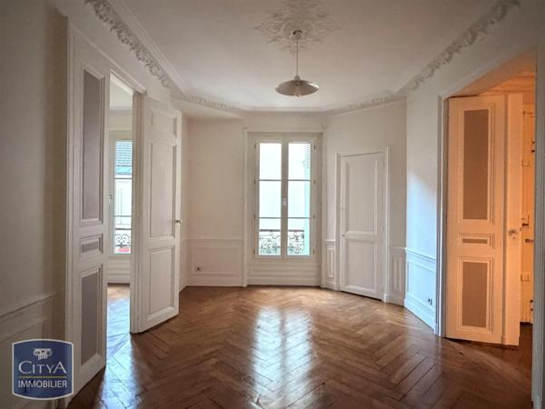 Appartement à louer 6 pièces 140.01m²
