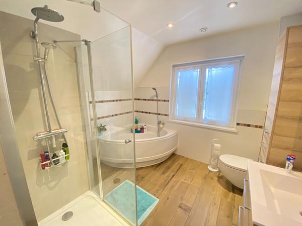 Maison - 5 pièces - 128 m²