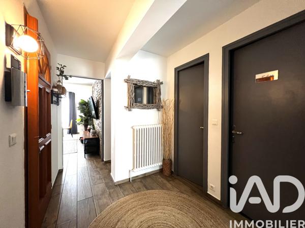 Appartement à vendre 4 pièces 74,75 m² Paray-Vieille-Poste
