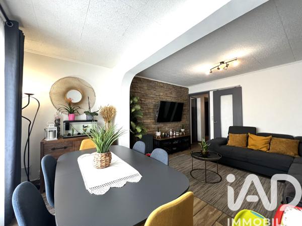 Appartement à vendre 4 pièces 74,75 m² Paray-Vieille-Poste