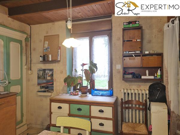 Sainte-Christine (63390) Maison d’habitation de 89 m² avec dépendances sur terrain de 6 470 m²