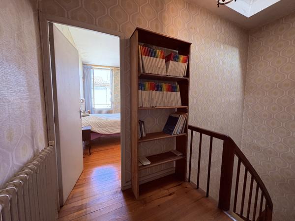 Maison 6 pièce(s) 4 chambre(s) 106 m²