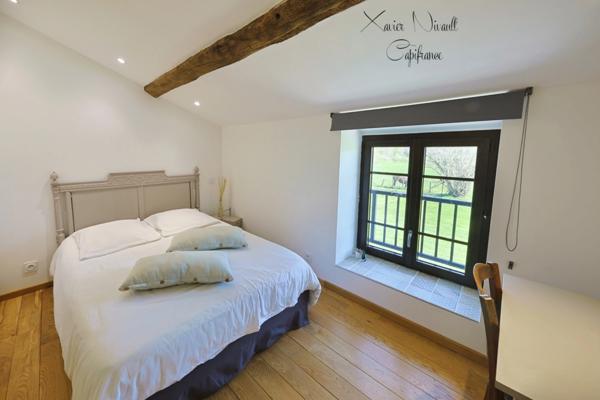 Maison à vendre 11 pièces SAINT AMOUR (39)