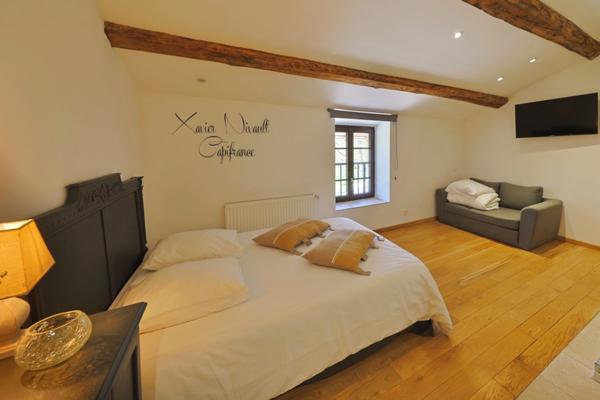 Maison à vendre 11 pièces SAINT AMOUR (39)