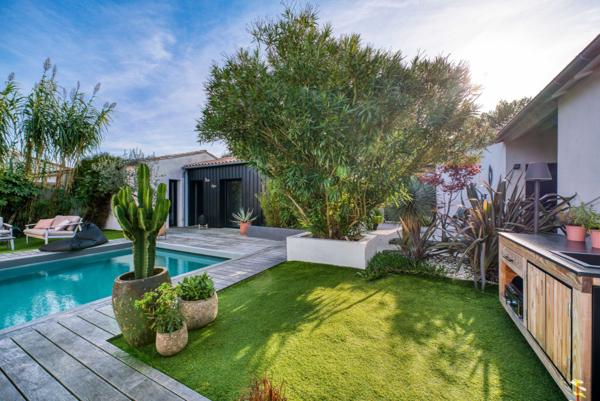 Ile de Ré - Sainte Marie de Ré - Maison entre mer et village