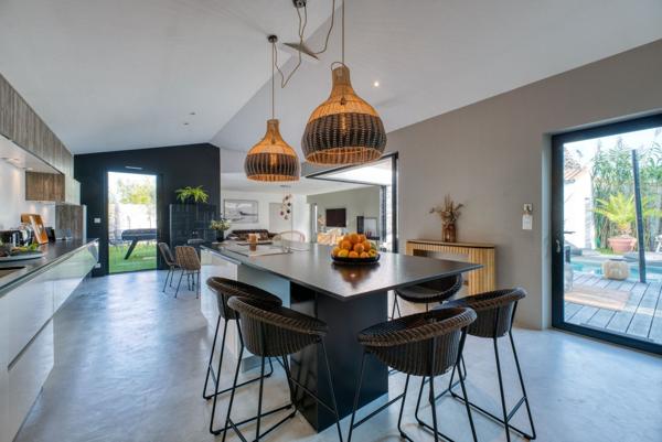 Ile de Ré - Sainte Marie de Ré - Maison entre mer et village