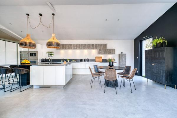 Ile de Ré - Sainte Marie de Ré - Maison entre mer et village