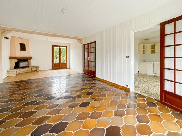 Maison à vendre à Vaux-le-Pénil - 6 pièces avec jardin !