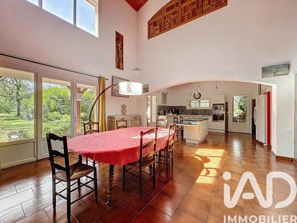 Maison à vendre 6 pièces 250 m² Septfonds