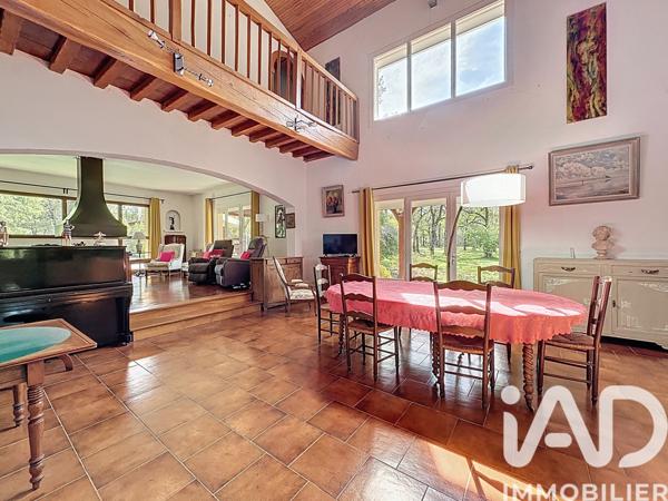 Maison à vendre 6 pièces 250 m² Septfonds