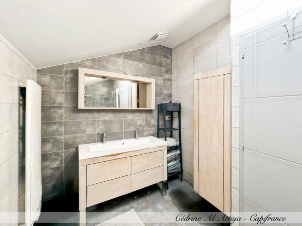 Maison à vendre à LA ROCHELLE, 4 pièces, 107m2 avec cour, dépendance et cave