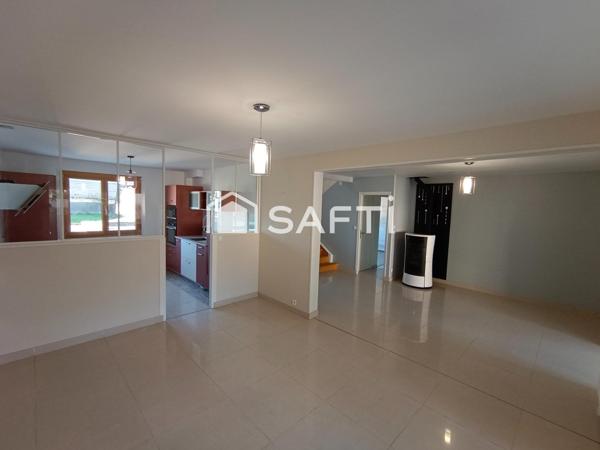 Safti-Benjamin Marcouiller vous propose : Maison 5 pièces.