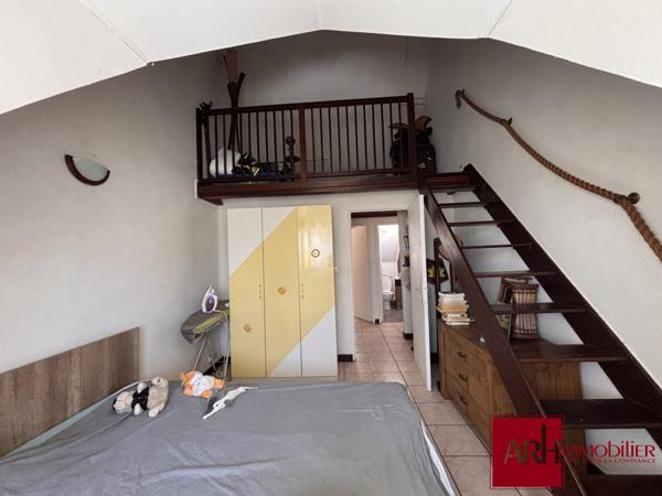 Maison mitoyenne F3/4 Jardinet