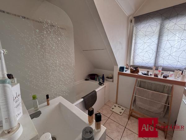 Maison mitoyenne F3/4 Jardinet