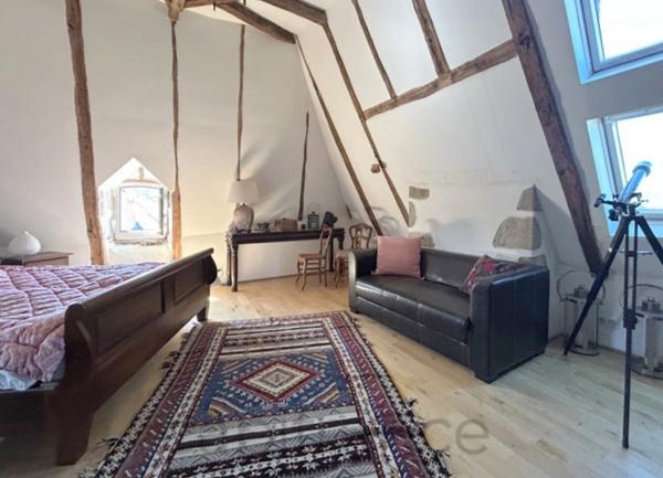 Demure de caractere, secteur Xaintre