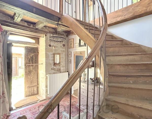 Demure de caractere, secteur Xaintre