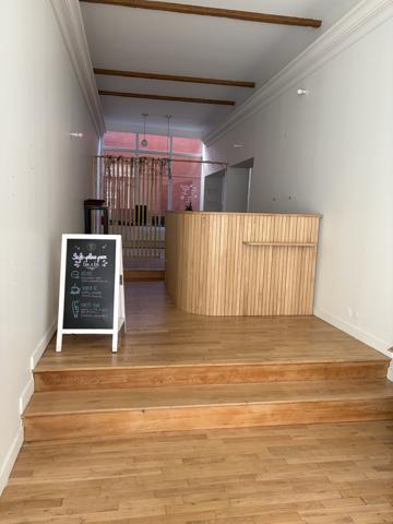 Local Commercial
         3 pièces
        - 68 m² 185 300 € *