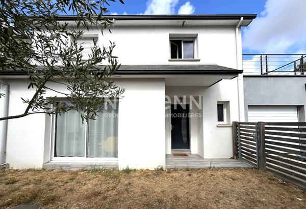 Maison Couëron moderne au calme