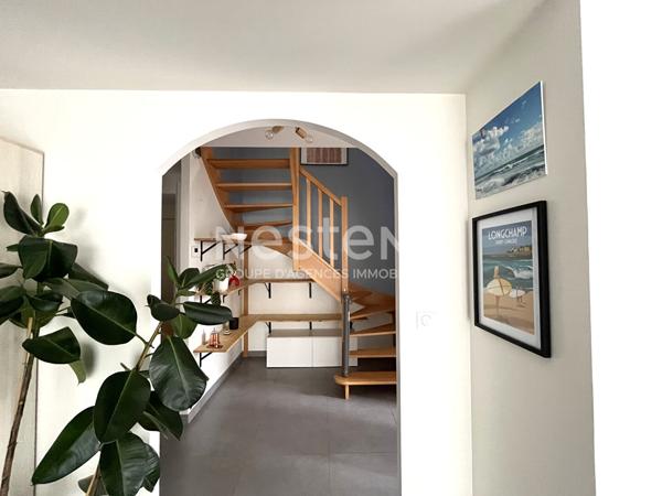 Maison Couëron moderne au calme