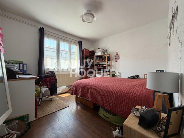 À LOUER - Appartement 4 pièces avec balcon à CREST