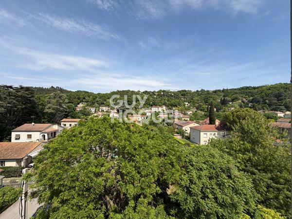 À LOUER - Appartement 4 pièces avec balcon à CREST
